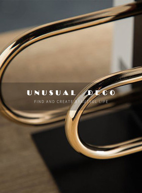 现代简约欧式轻奢金色乐器喇叭y书档客厅书房书柜样板房间桌面摆