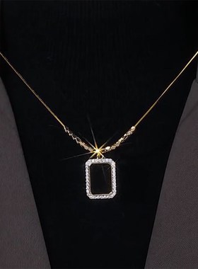 韩版轻奢黑色小方块项链2024年新E款设计感锁骨链气质高级感颈链