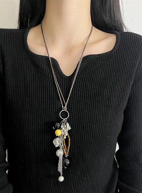 多元素爱心链条珍珠流苏项链女复古轻奢毛衣链秋冬小众长款卫衣链