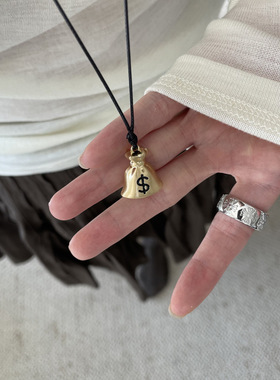 小众轻奢银色钱袋子吊坠项链女简约百搭高级感配饰时尚长款毛衣链