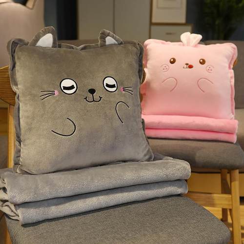 可爱抱枕被子两用汽车上靠枕车用枕头车载毯子三合一四季通用靠垫 - 图2