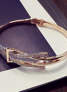 潮爆街头风欧美日韩版水晶甜美简约E饰品首饰学生手链手饰手镯女