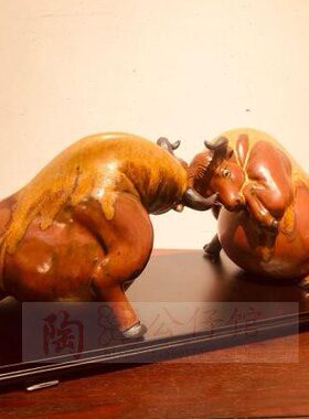 陶瓷工艺品石湾公仔家居装饰品礼品家居生肖招财牛摆件勇往直前