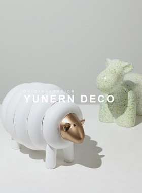 欧式高级感卡通小狗动o物摆件儿童房小绵羊装饰品家居软装饰品摆