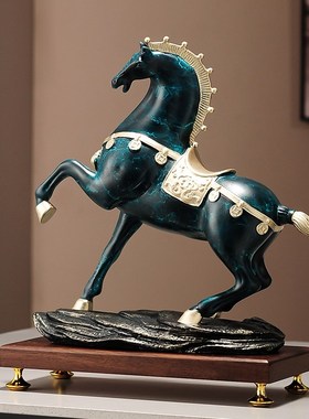 老板领导办公室桌马到成功u装饰摆件高档客厅屏风博古架酒柜工艺