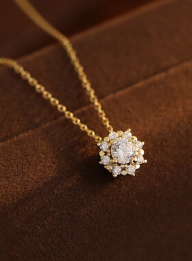 S925银璀璨雪花锆石吊坠项链女精致M轻奢闺蜜礼物锁骨链配饰