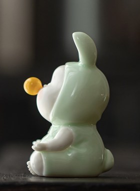 久造2023兔年陶瓷可爱兔子摆件创意茶桌桌面装饰品生肖吉祥物礼品