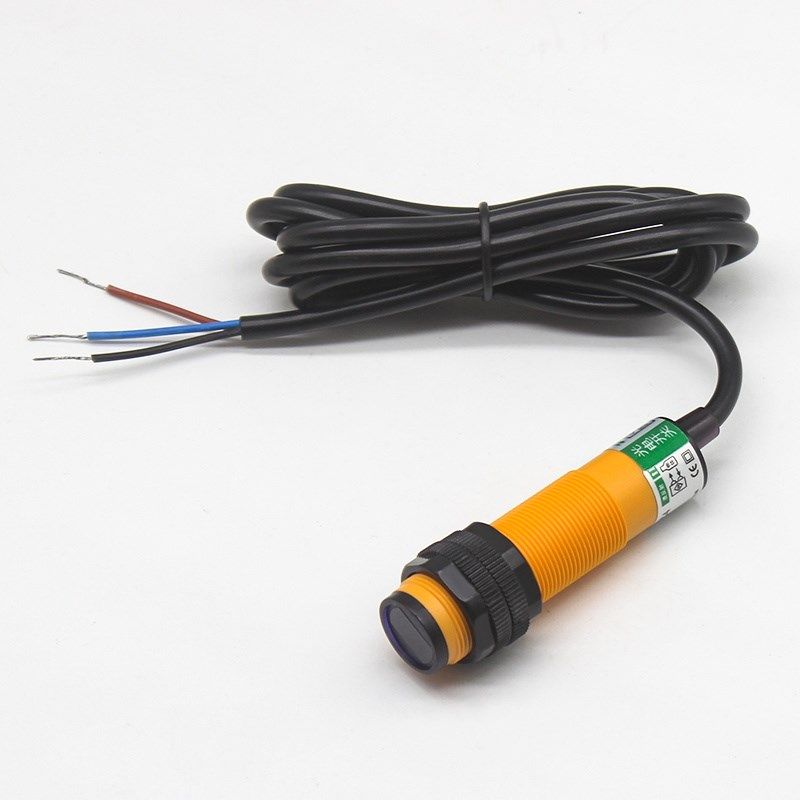 红外线漫反射光电开关E3F-DS10C4三线NPN常开检测距离10CM24V,淘宝优惠券,粉丝福利购,淘宝优惠卷