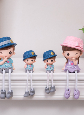 客厅电视墙面简约风装饰可爱一家四口吊脚N娃娃树脂工艺礼品摆件