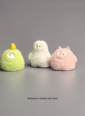 无聊了，找几只小毛怪玩玩可爱治愈电脑桌面日式工位办公桌小摆件