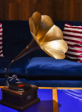 复古留声机欧式摆件 创意铁v艺唱片机模型 家居摆件装饰金属工艺