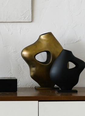 复古新中式不规则抽o象进口铝制花器摆件样板间酒店花瓶装饰品