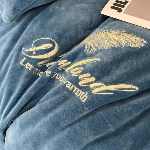 牛奶绒床品四件套冬季加厚珊瑚绒被套罩J双面加绒法兰绒床单三件 - 图1