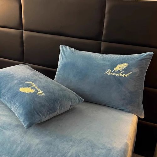 牛奶绒床品四件套冬季加厚珊瑚绒被套罩J双面加绒法兰绒床单三件 - 图2