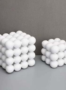 树欧111式意白色圆球堆积正方体摆件样板房创售楼脂部卧室书房装