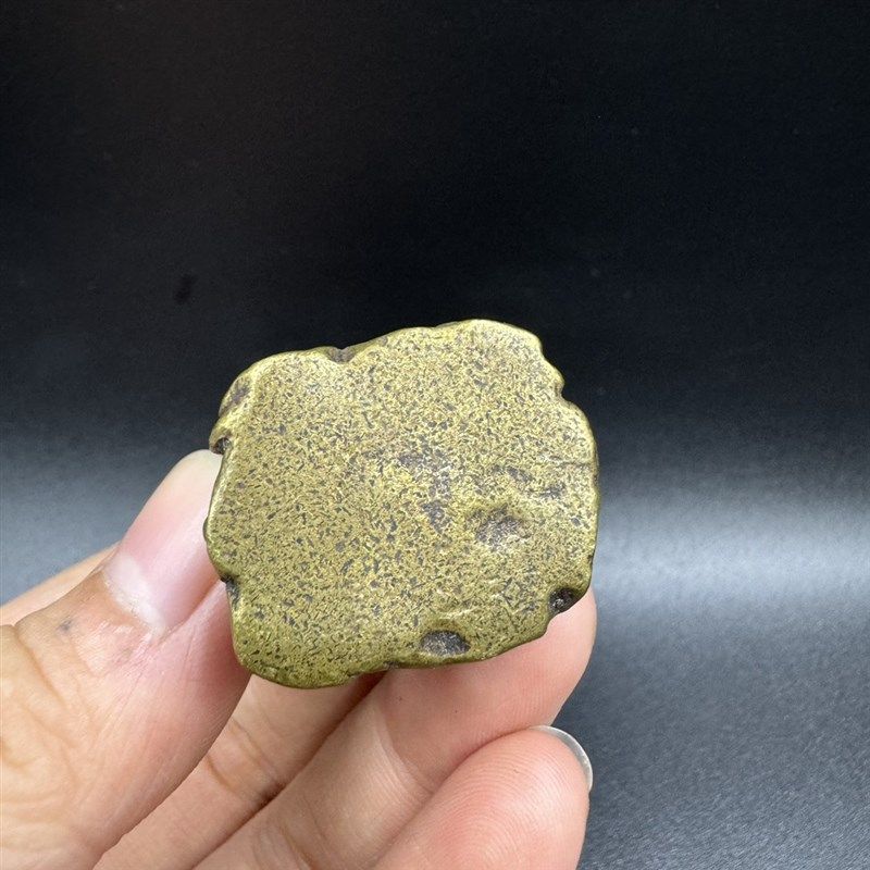 铜猴子献桃小摆件生肖可爱小猴子寿桃铜把件仿古铜雕铜器,淘宝优惠券,粉丝福利购,淘宝优惠卷