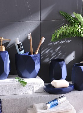 家居饰品摆件装饰卫p生间洗漱用品浴室软装摆设洗手台洗脸台