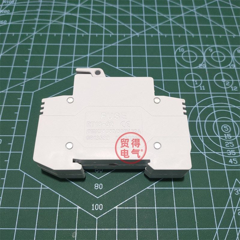 RT18-32X 1P2P3P4P导轨道式熔断器底座带灯指示保险座新款R015 - 图1