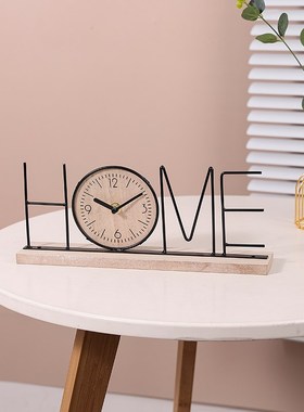 创意字母桌面时钟摆放式客厅台式钟表静音艺术玄关电视柜装饰摆件