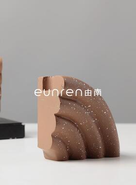 现简约树脂彩虹装桥书档镇书靠代纸摆件OZM样板房间家居创意软饰