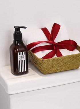 样板间摆件现代简约瓷砖卫浴店饰品样板房软装浴室卫生间毛巾配饰