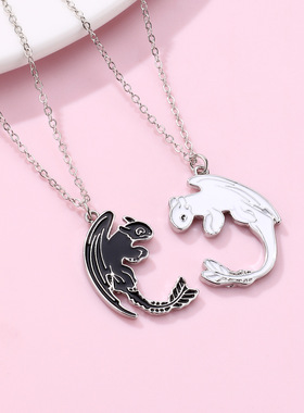 可爱黑白情侣项链一对高级感学生党2026新款闺蜜二人挂件生日礼物