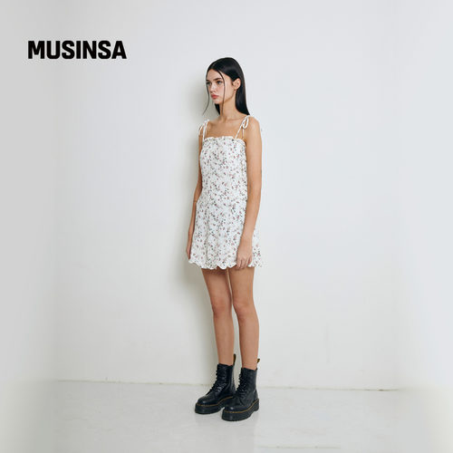 Not your rose 韩国25秋冬女黑色显瘦法式碎花吊带连衣裙MUSINSA - 图1