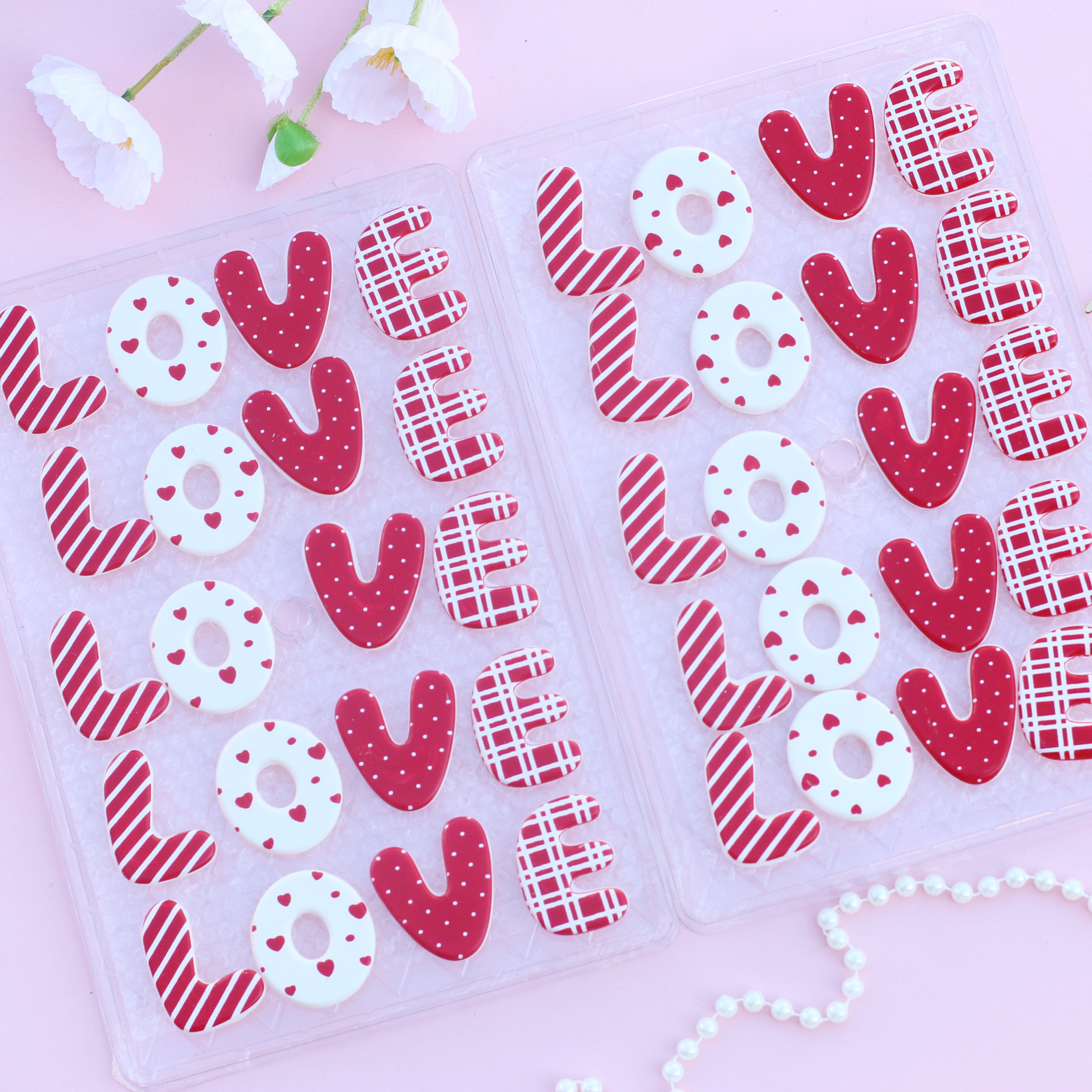 love情人节蛋糕装饰巧克力字牌成品520可食用甜品纸杯烘焙摆配件,淘宝优惠券,粉丝福利购,淘宝优惠卷