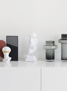 高级感轻奢摆件酒柜样板间客厅电视橱柜高档艺术摆设现代软装饰品