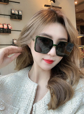 韩版大气白框偏光墨镜2021时尚B个性方形平板镜面圆脸度假太阳眼