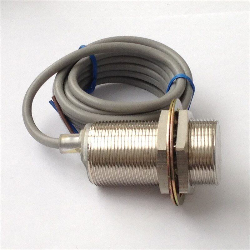 AOTORO二代接近开关TR30-10DN/DP2替代E2E-X10E1/F1/E2/F2抗干扰 - 图1