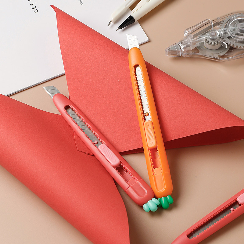 可爱迷你小号美工刀封口夹高碳钢塑料款便携创意裁纸刀快递开箱刀,淘宝优惠券,粉丝福利购,淘宝优惠卷