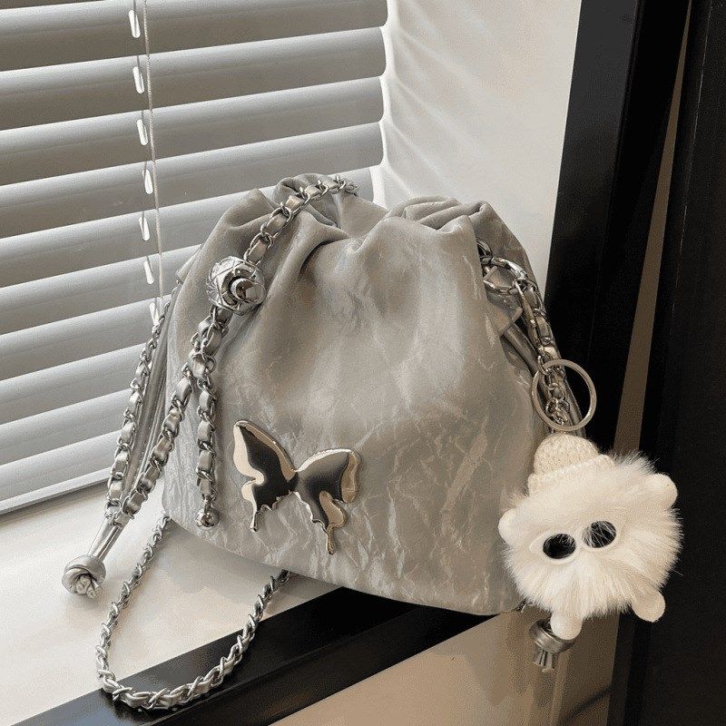 2024新款韩系高级感百搭水桶包夏季小众设计链条斜挎褶皱包单肩包,淘宝优惠券,粉丝福利购,淘宝优惠卷