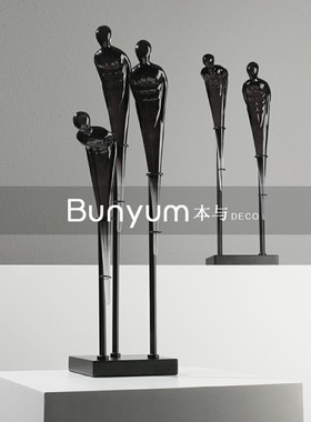 现代轻奢售楼处展厅家居r样板房间软装饰品电视柜创意人物雕塑摆