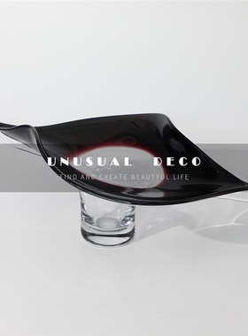 现代简约尖d嘴鱼型玻璃果盘摆件软装饰品售楼部样板间客厅餐桌摆