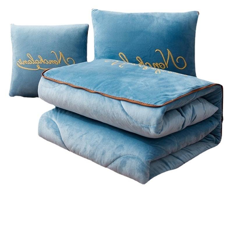 双面小毯子毛巾绣抱枕办公室两用珊瑚车上绒保暖被子午休加绒加厚 - 图2