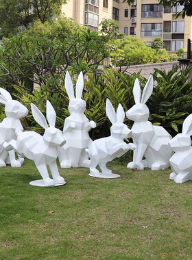 几何块面b兔子玻璃钢抽象动物雕塑户外公园地产小区商场装饰摆件
