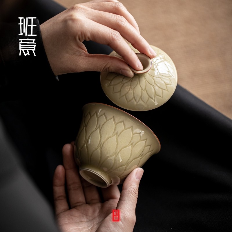 中式复古定窑剃花莲瓣纹盖碗 功夫茶具陶瓷泡茶碗 雕刻花纹主泡碗,淘宝优惠券,粉丝福利购,淘宝优惠卷