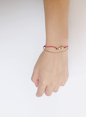 原创时尚日常通勤精致简约金色双层炼条I红绳情侣本命年眼睛手炼