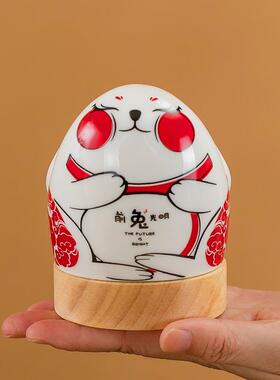 国潮创意情侣陶瓷摆件玉兔小夜灯办公室卧室灯床头LED灯跨境客户