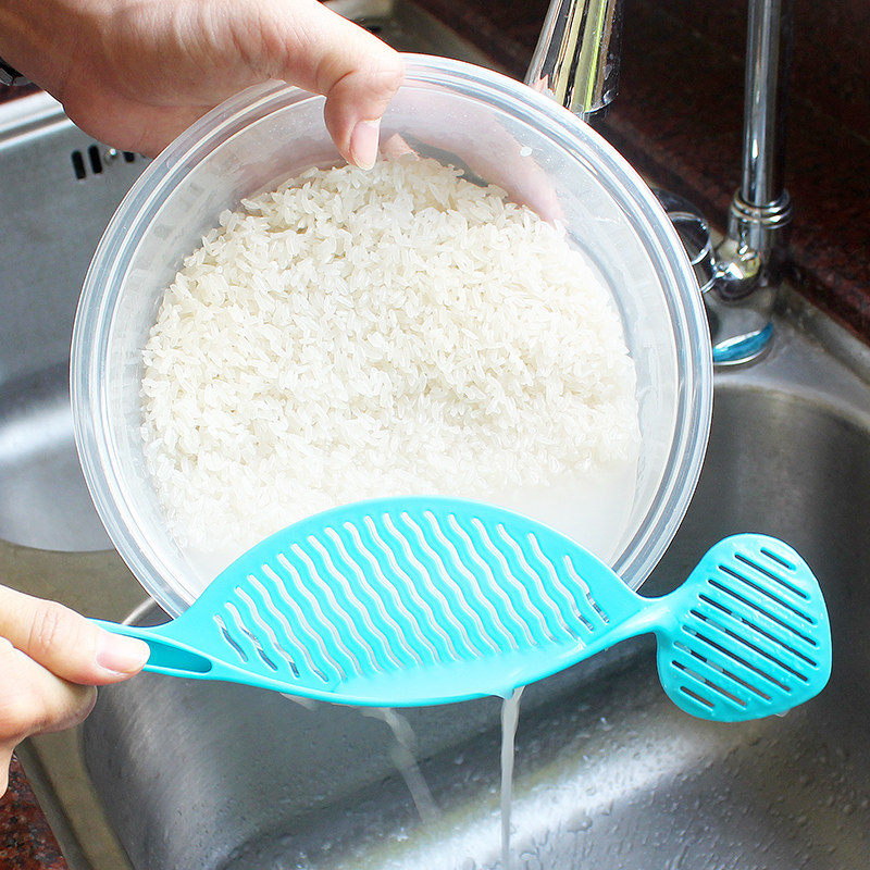 厨房帮手实用不伤手糖果色多功能淘米器自带档板塑料搅拌棒淘米勺,淘宝优惠券,粉丝福利购,淘宝优惠卷