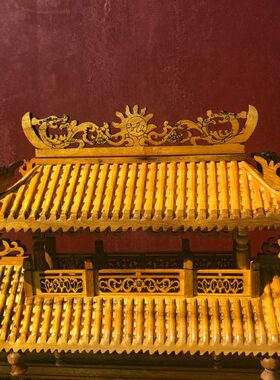 金丝楠九龙壁摆件木雕小叶桢楠屏风桌面摆件红木实木家居乔迁送礼