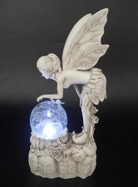 独立站花仙子树脂摆件户外花园天使女孩雕塑太阳能发光装饰品道具