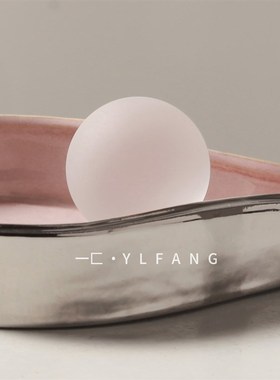 一匚现代a轻奢豆荚状陶瓷置物盘 样板间售楼处酒店玄关艺术摆件