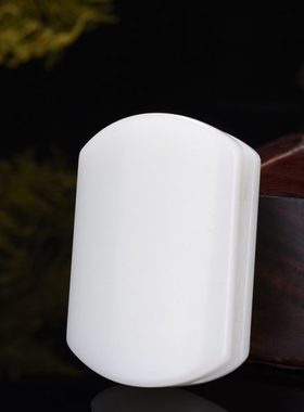 新疆和田玉白玉皮带扣老坑菠菜绿碧玉腰带扣平安牌无事牌男款腰佩