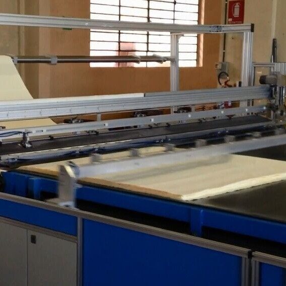 厂家直销自动服装布料裁切机裁布机电剪刀横切机轨道式裁断机,淘宝优惠券,粉丝福利购,淘宝优惠卷