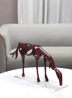 现代简约几e何抽象金属马动物雕塑摆件客厅玄关书房酒店家居装饰