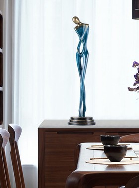 现代抽象人物雕塑j摆件轻奢客厅玄关电视柜旁样板间大型落地艺术