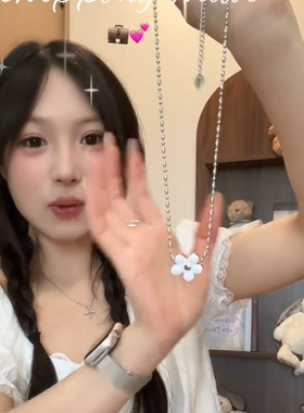 夏季新款花朵项链女2025年小众设计高级感轻奢锁骨链百搭气质颈链