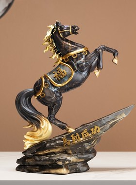 马到成功酒柜电视柜装饰品马摆件轻奢高档家O居办公室开业乔迁礼